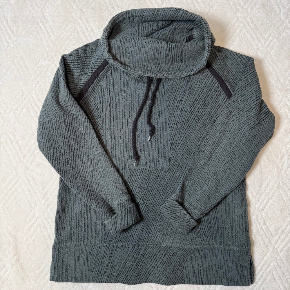 Cozy Minimalist Green Cowl Neck Soft Knit Pullover Sweater Women's Small